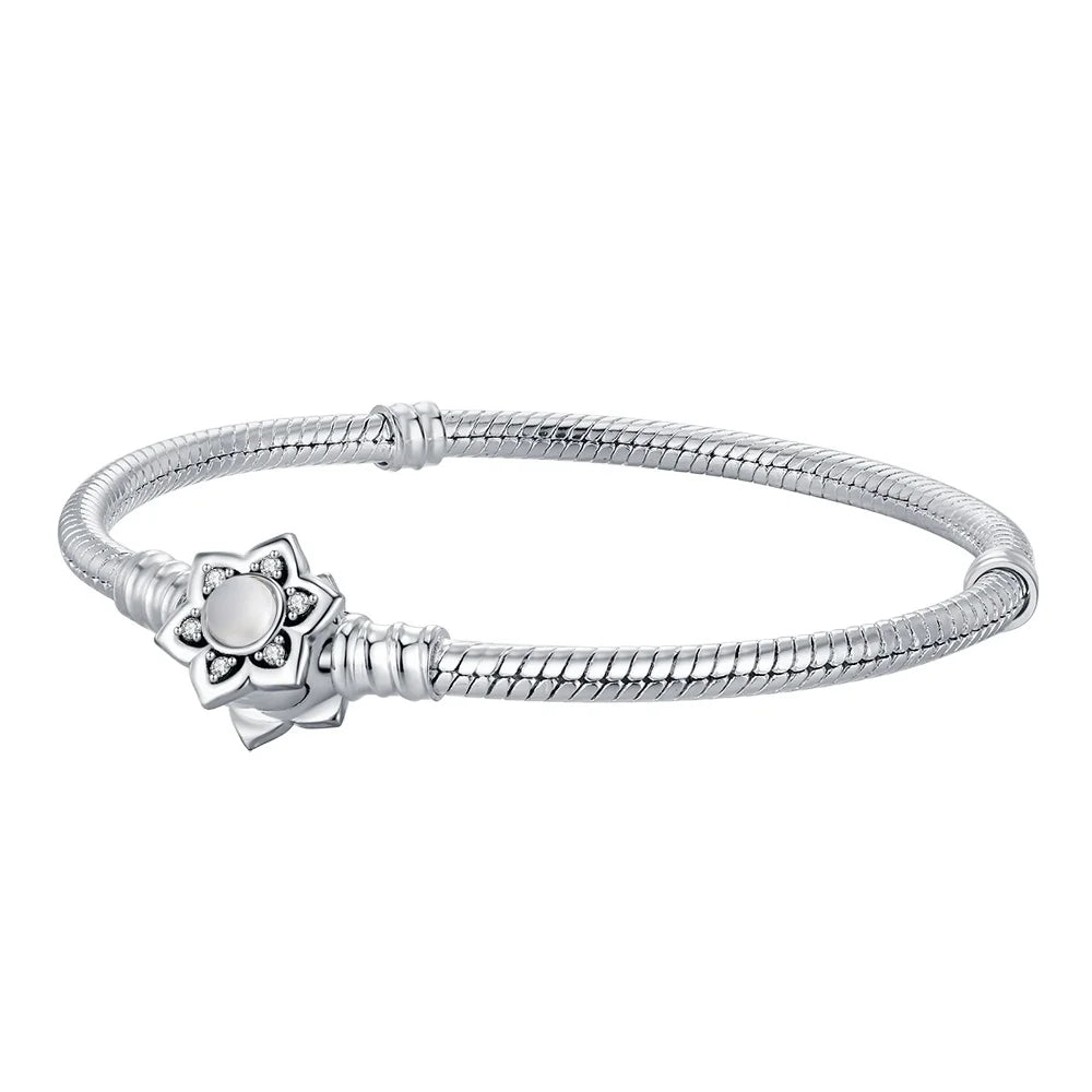 Eternal Love – 3mm Moon & Heart Charm Bracelet Gift