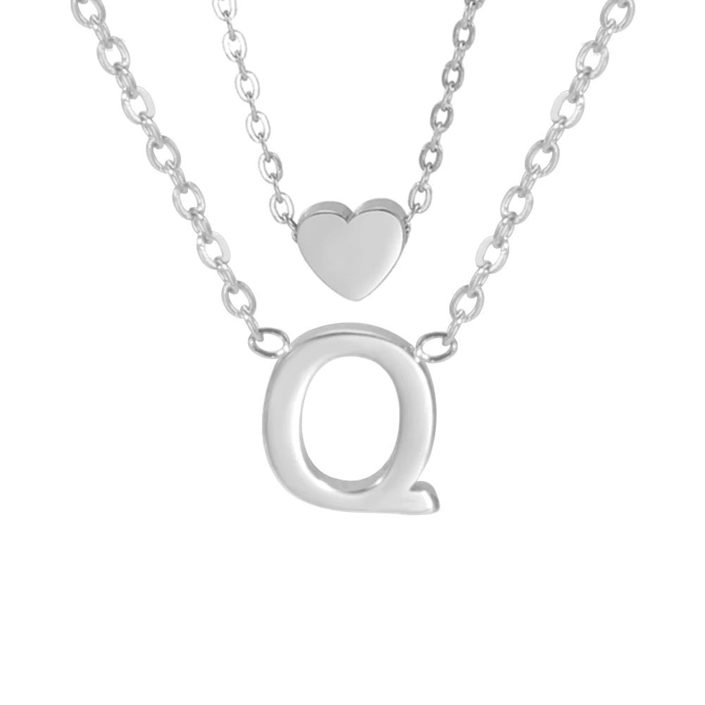 Personalized A–Z Initial Necklace – Heart Pendant in a Modern and Refined Choker Style