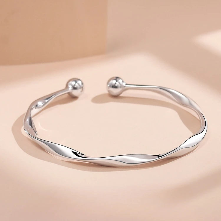 925 Sterling Silver Peacock Open Bracelet – Artistic Sophistication with a Refined Open Design