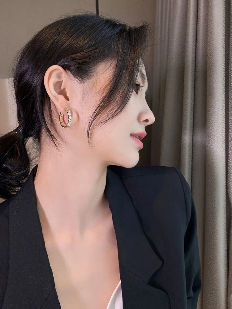Premium Hoop Earrings – Simple and Refined Design with Cubic Zirconia Shine
