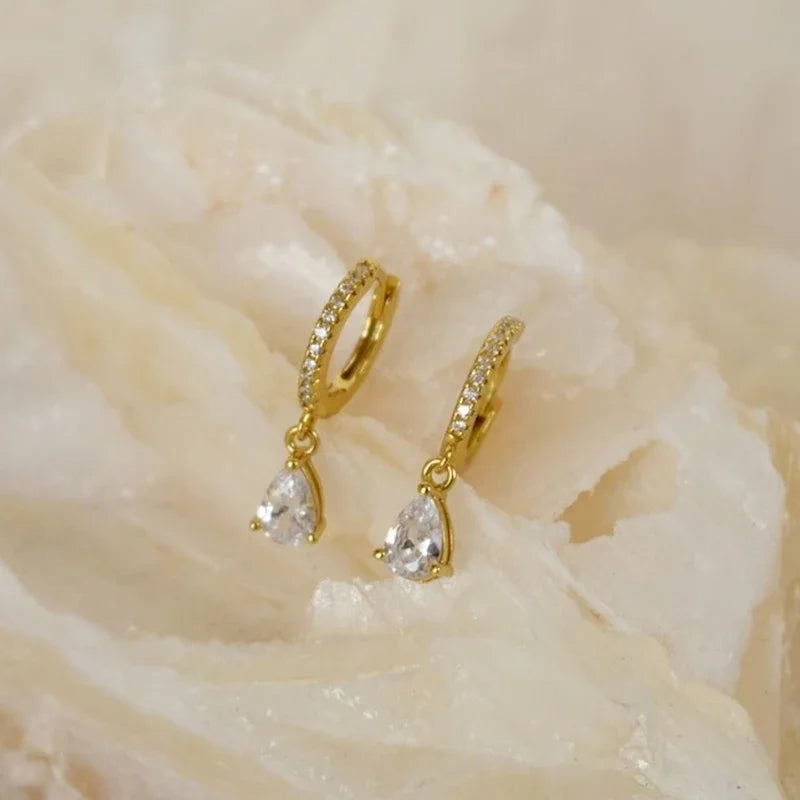 Elegant Gold-Tone Earrings – Cubic Zirconia Shine with a Modern and Delicate Design